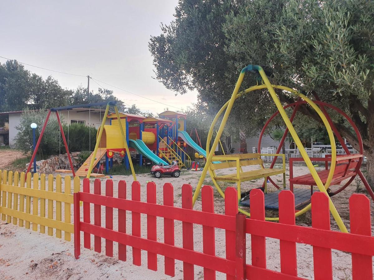 Soare Hotel Ksamil Exterior photo