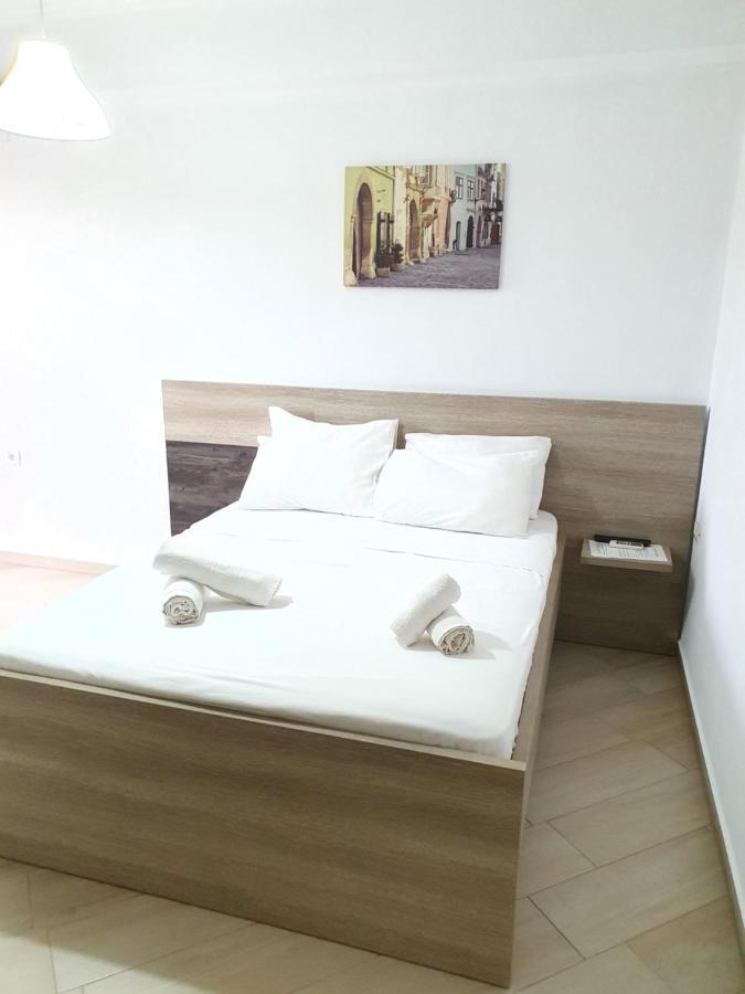 Soare Hotel Ksamil Exterior photo